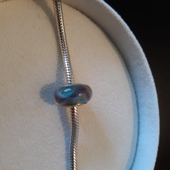 Chamilia 925 bracelet with 5 charms - Picture 5 of 7